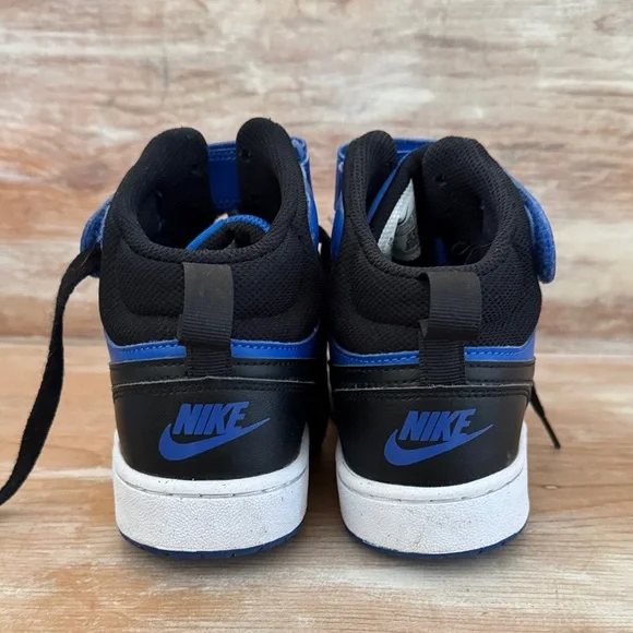 Nike Kids Black and Blue High-Top Sneakers - like new- size 5 youth - Picture 4 of 8